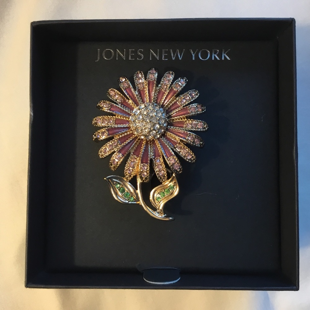Jones New York daisy flower pin/brooch, pink, green, white/clear rhinestones NWT